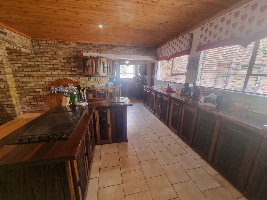 5 Bedroom Property for Sale in Bethlehem Rural Free State